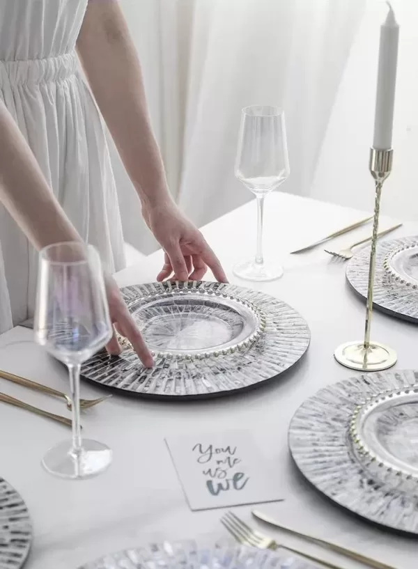 Gray vertical striped shell place mat-G - Image 3