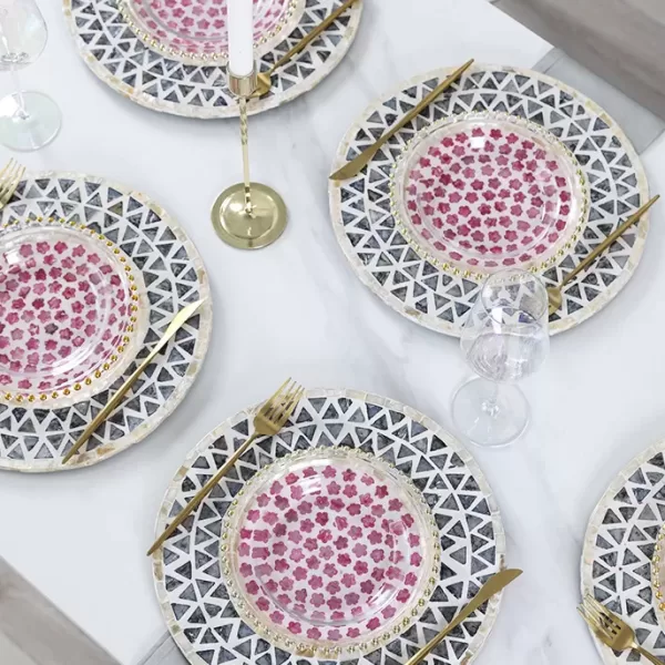 2025 Beautiful Red Placemats Christmas Placemats for round table Star pattern placemats