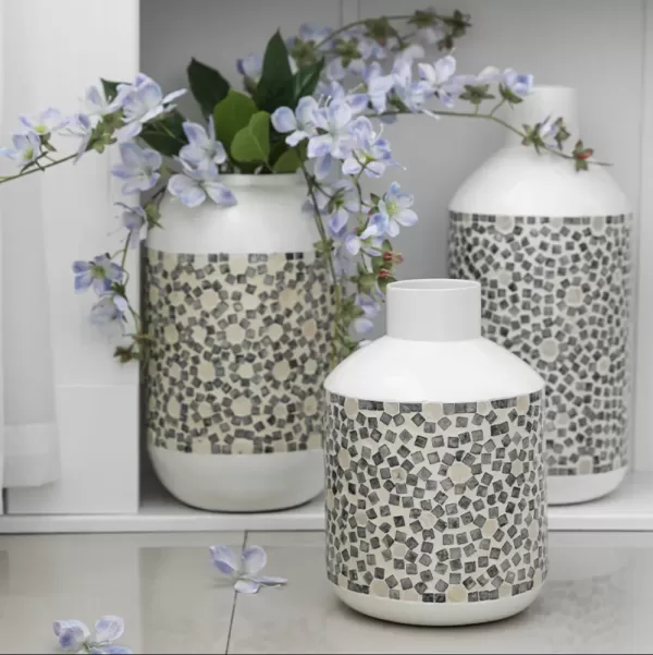 Vintage European Shell Vase – Elegant Floral Arrangement Décor-W - Image 5